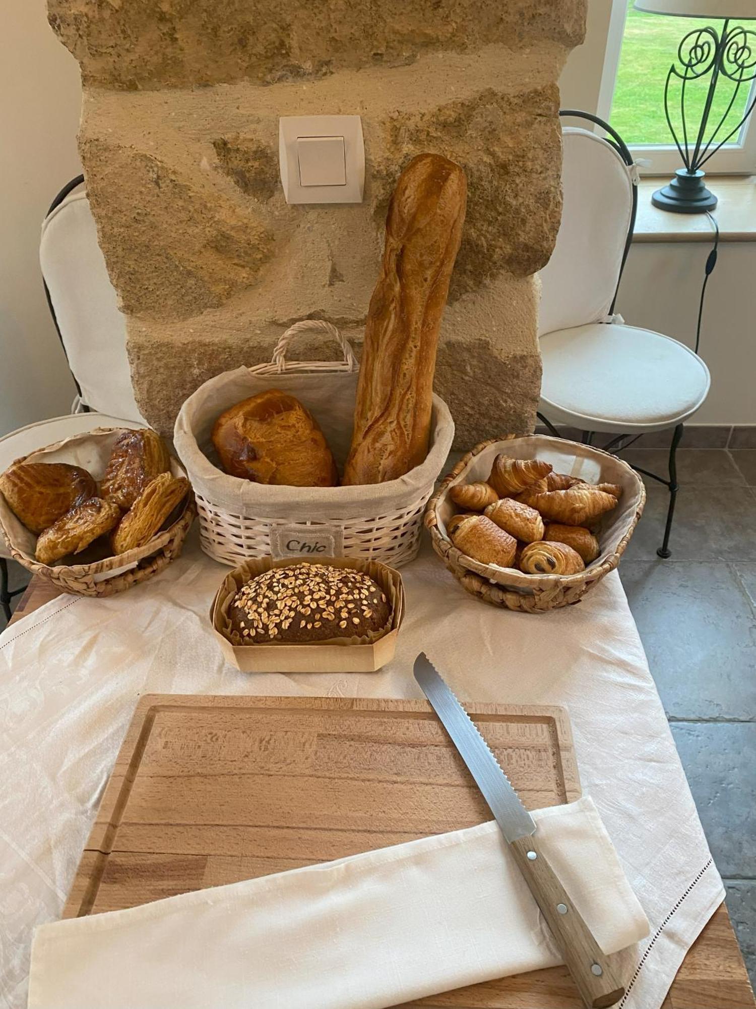 Au Chateau La Lucerne-dʼOutremer 외부 사진